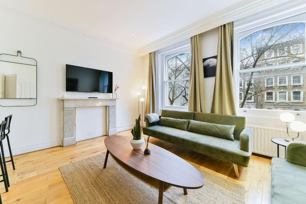 Knightsbridge Stylish Two Bedroom Apartment London Bagian luar foto
